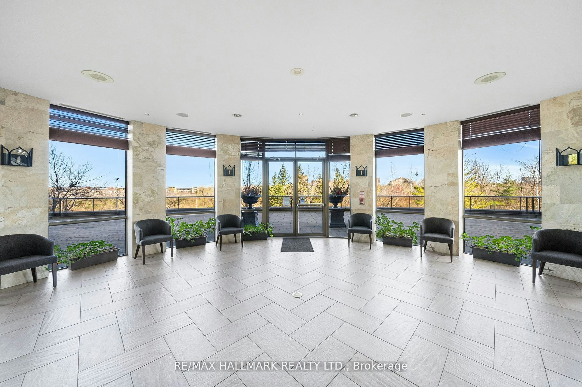 1421-700 Humberwood Boulevard, Toronto, ON, M9W 7J4 - 21