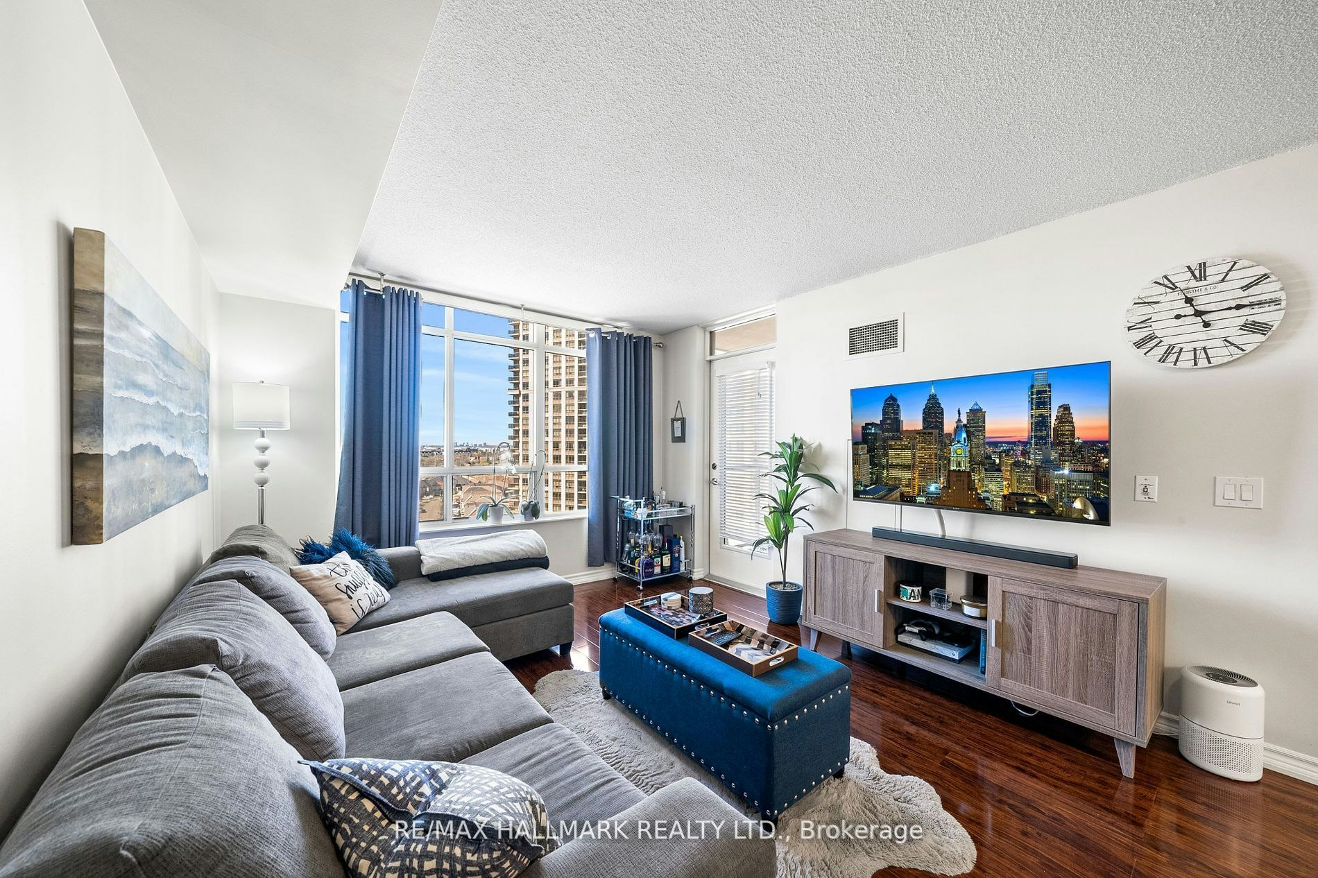 1421-700 Humberwood Boulevard, Toronto, ON, M9W 7J4 - 7