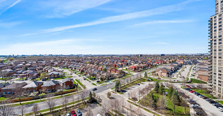 1421-700 Humberwood Boulevard, Toronto, ON, M9W 7J4 - 19
