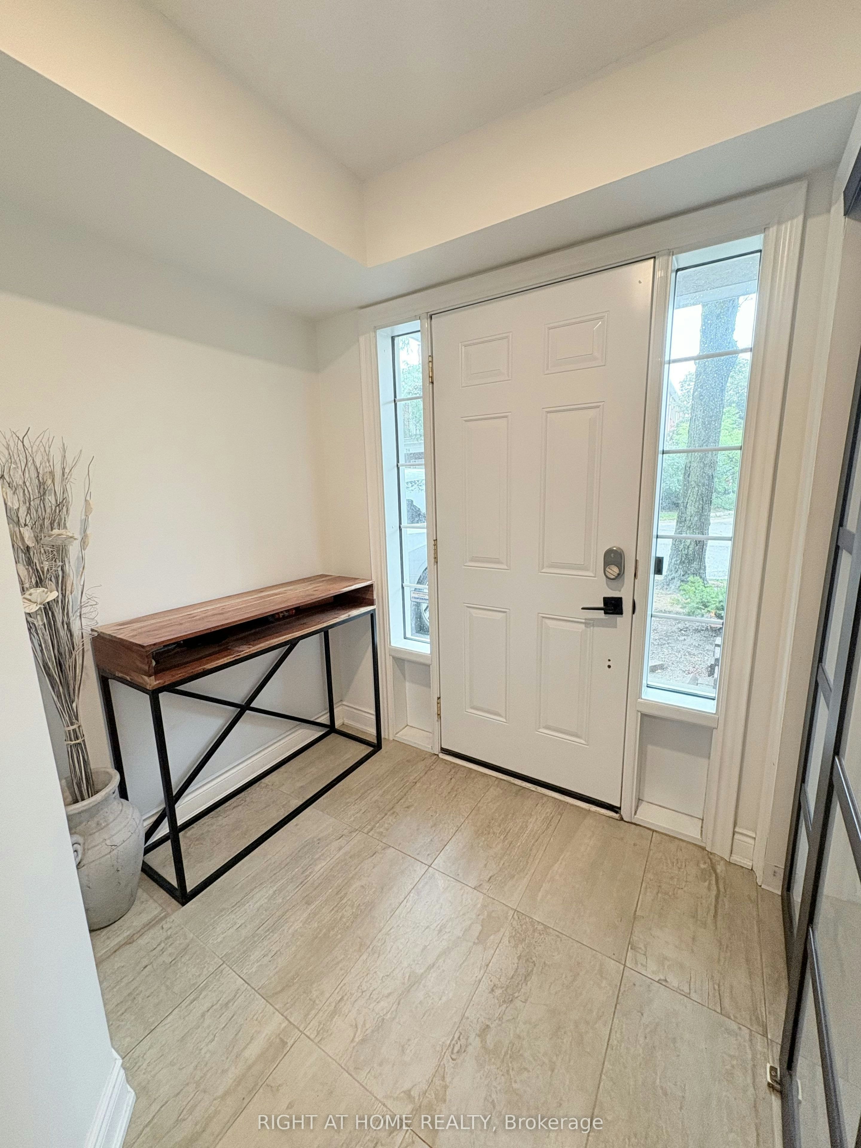 2 Stornwood Court, Brampton, ON, L6W 4H4 - 2