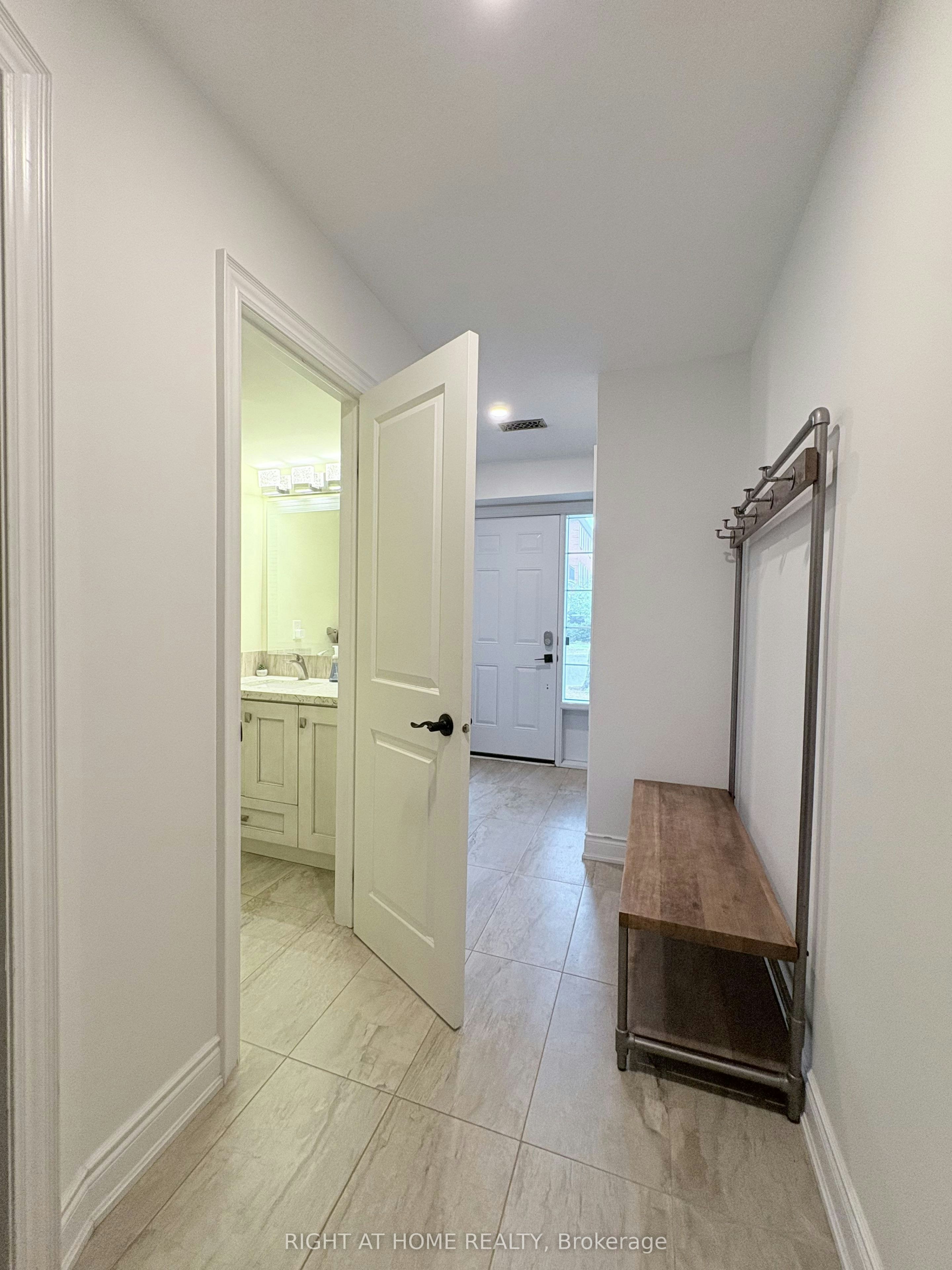 2 Stornwood Court, Brampton, ON, L6W 4H4 - 3