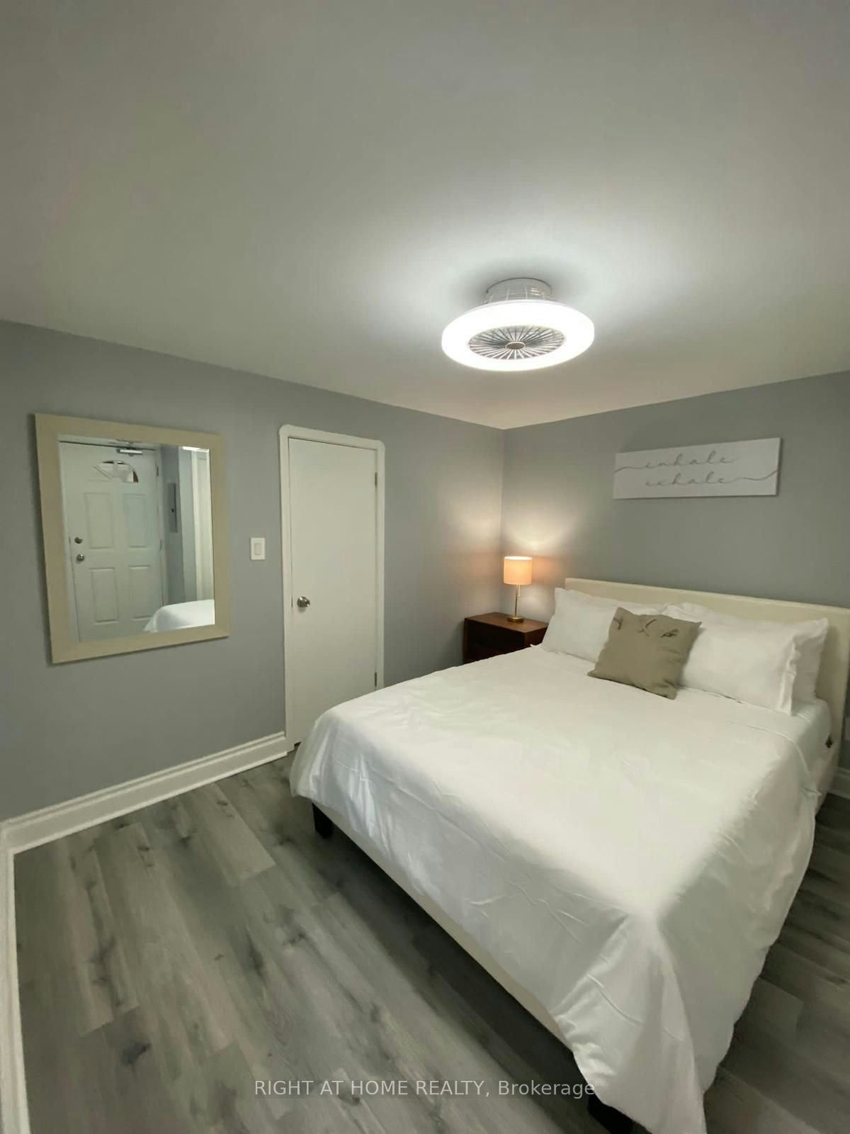 1-9 Donald Avenue, Toronto, ON, M6M 1J7 - 6