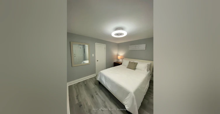 1-9 Donald Avenue, Toronto, ON, M6M 1J7 - 6