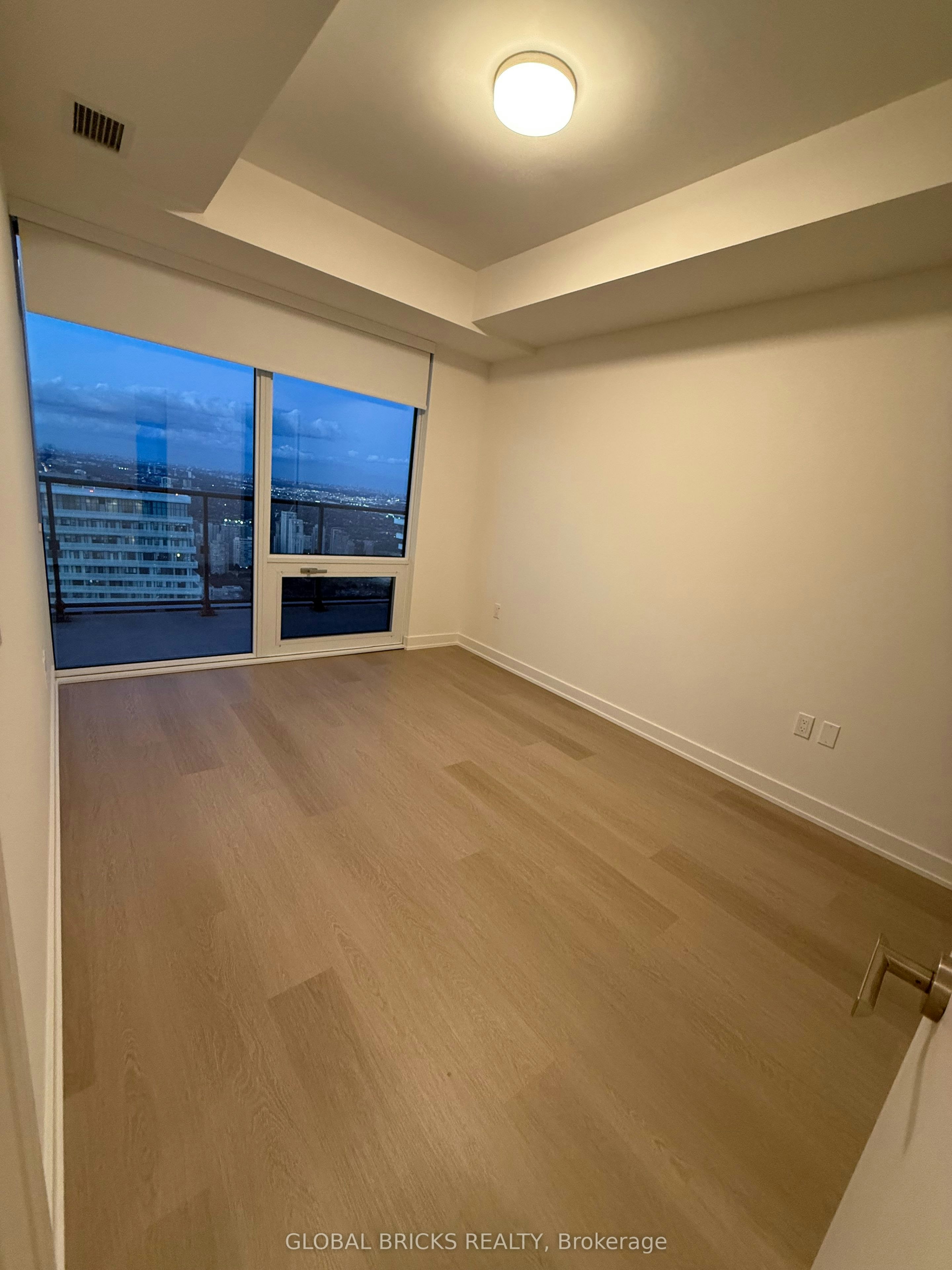 6707-448 Burnhamthorpe Rd W N/A, Mississauga, ON, L5B 0R4 - 6