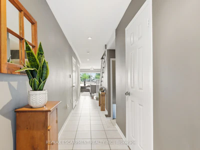 5213 Thornburn Drive - 4