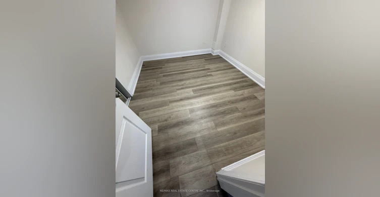 53 Thorntree Crescent, Brampton, ON, L6Y 3Y1 - 8