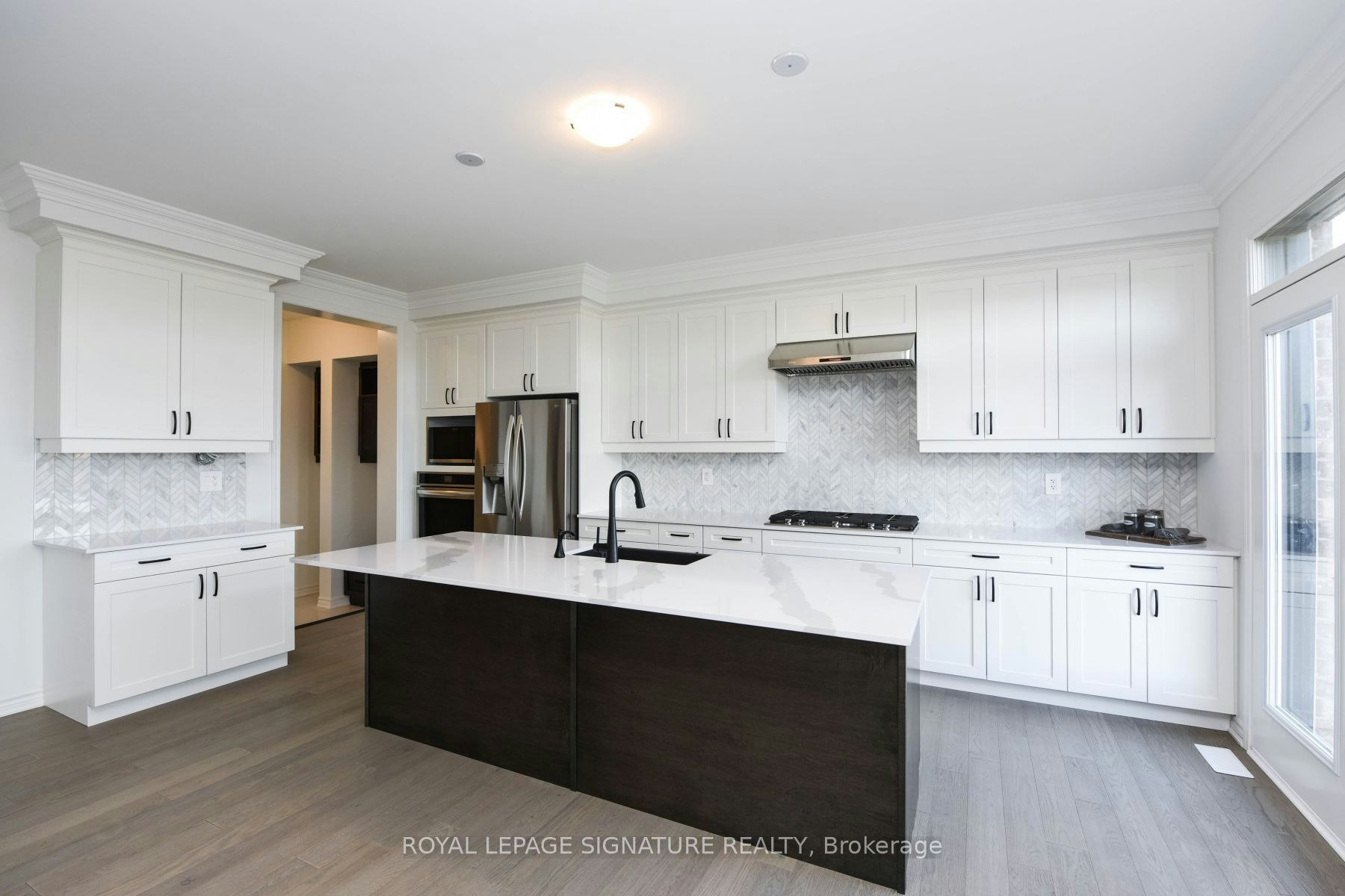 1579 Severn Drive, Milton, ON, L9E 1X8 - 11