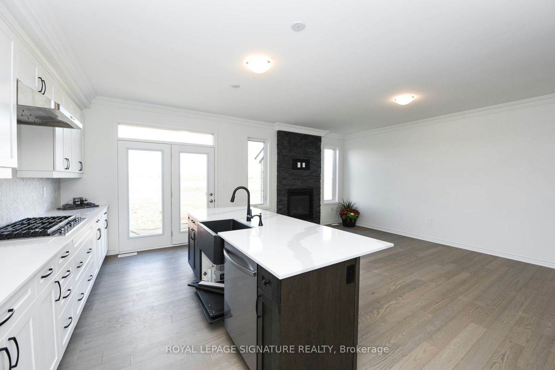 1579 Severn Drive, Milton, ON, L9E 1X8 - 14