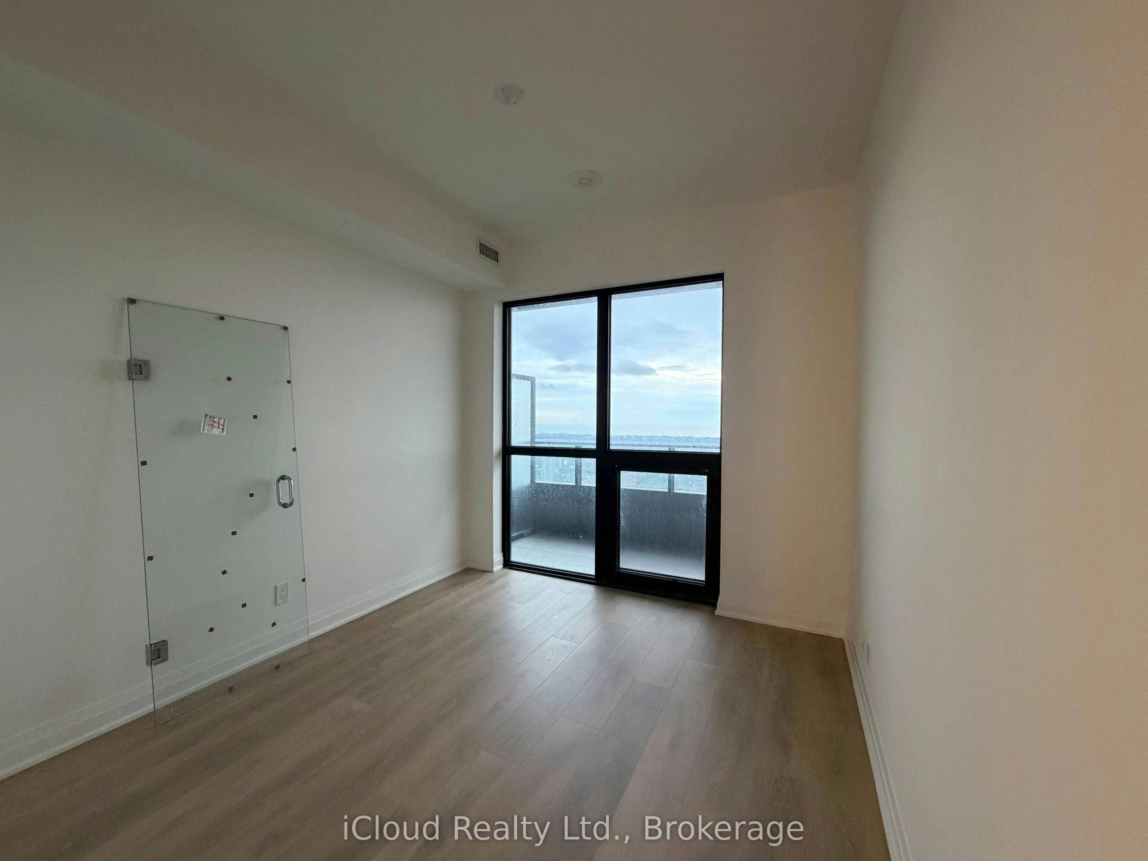 5304-4015 The Exchange N/A, Mississauga, ON, L5B 0N9 - 18