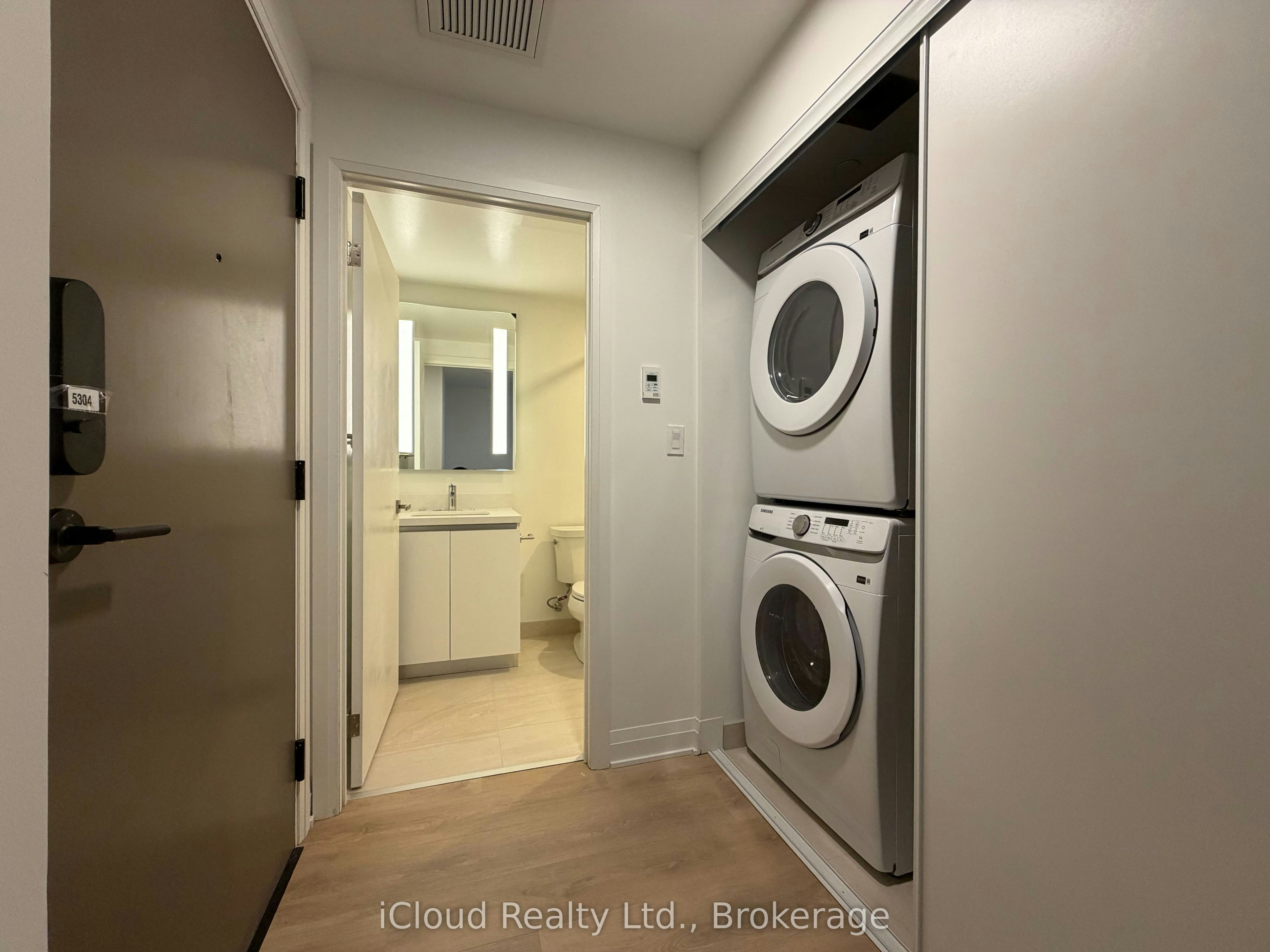 5304-4015 The Exchange N/A, Mississauga, ON, L5B 0N9 - 7