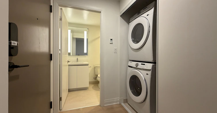 5304-4015 The Exchange N/A, Mississauga, ON, L5B 0N9 - 7