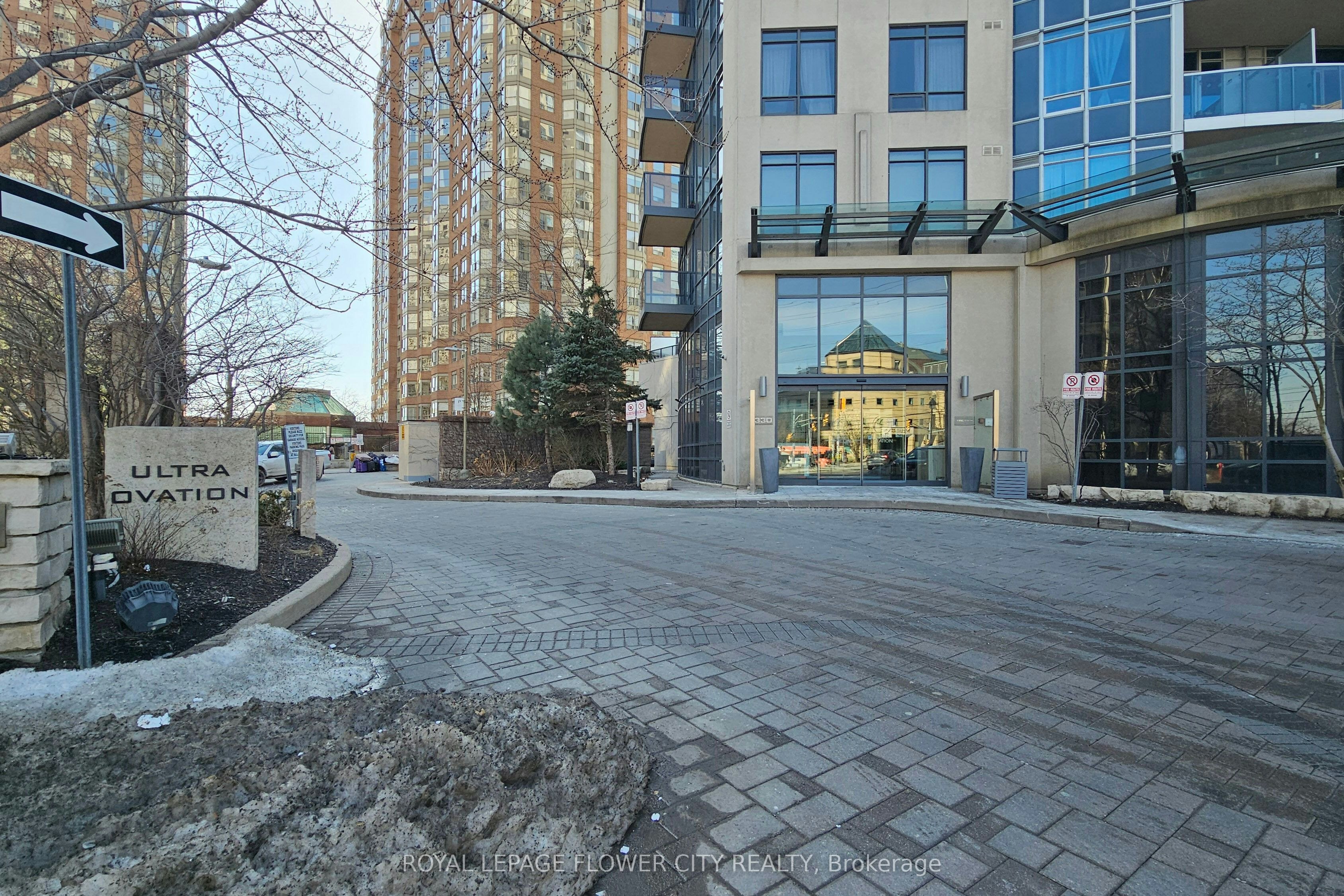 1902-330 Burnhamthorpe Road W, Mississauga, ON, L5B 0E1 - 3