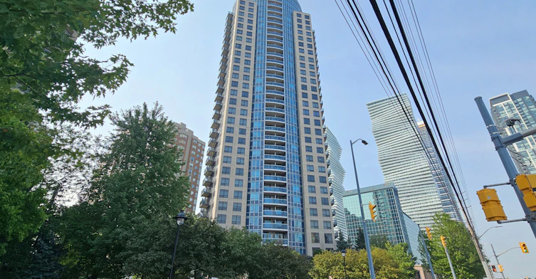 1902-330 Burnhamthorpe Road W, Mississauga, ON, L5B 0E1