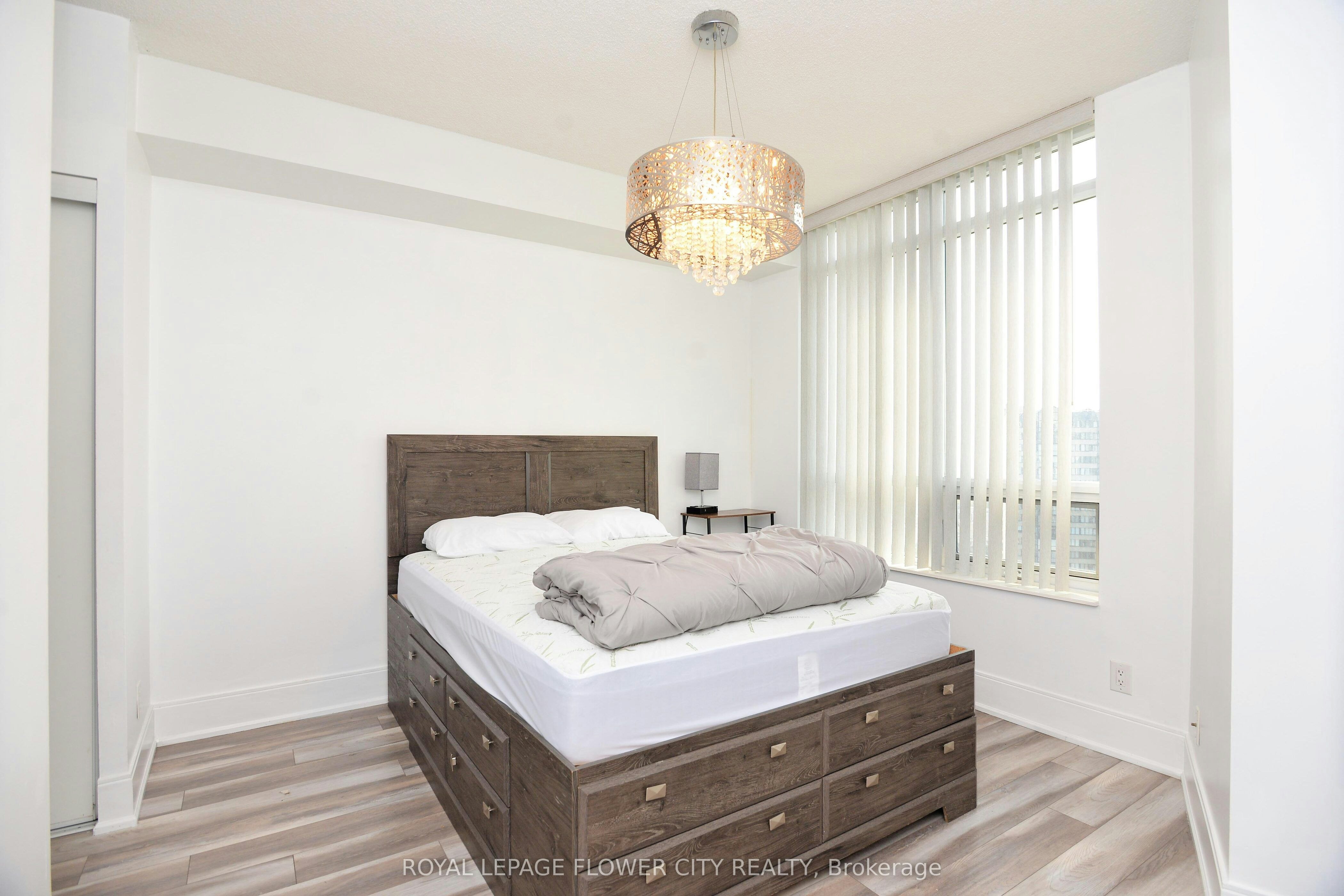 1902-330 Burnhamthorpe Road W, Mississauga, ON, L5B 0E1 - 17