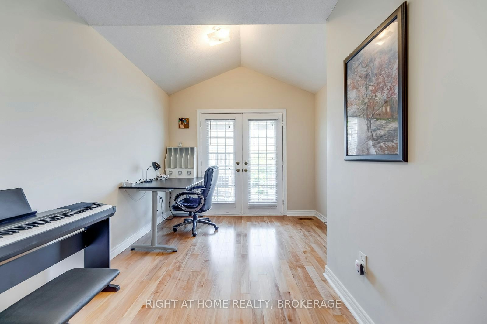 3402 Fountain Park Avenue, Mississauga, ON, L5M 7E3 - 14