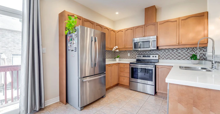3402 Fountain Park Avenue, Mississauga, ON, L5M 7E3 - 11
