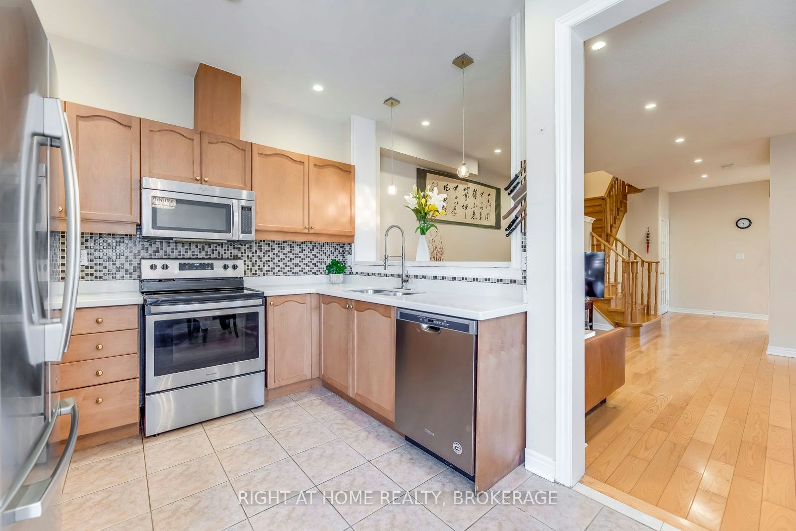 3402 Fountain Park Avenue, Mississauga, ON, L5M 7E3 - 12