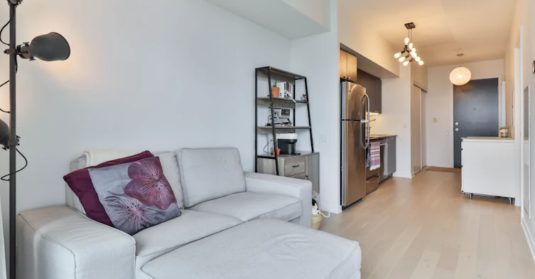 2709-105 The Queensway N/A, Toronto, ON, M6S 5B5 - 6