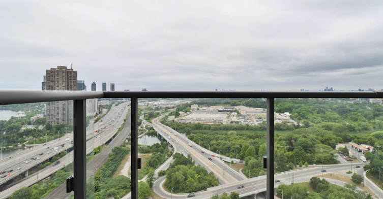 2709-105 The Queensway N/A, Toronto, ON, M6S 5B5 - 18