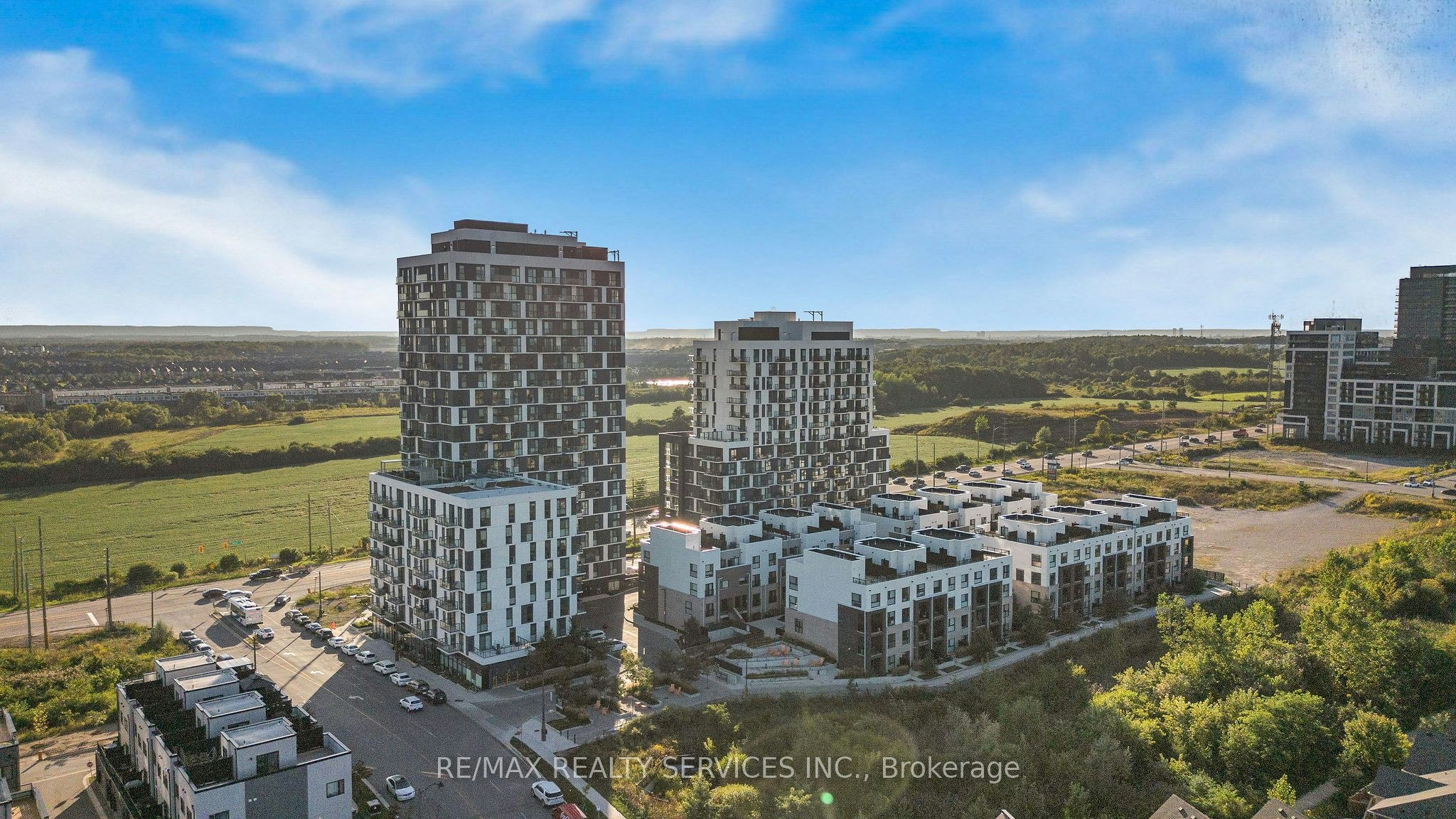 1304-345 Wheat Boom Drive, Oakville, ON, L6H 7X4