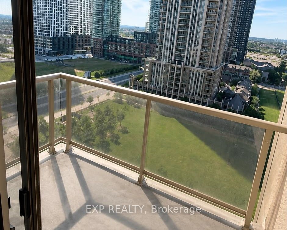 1605-350 Princess Royal Drive, Mississauga, ON, L5B 4N1 - 16