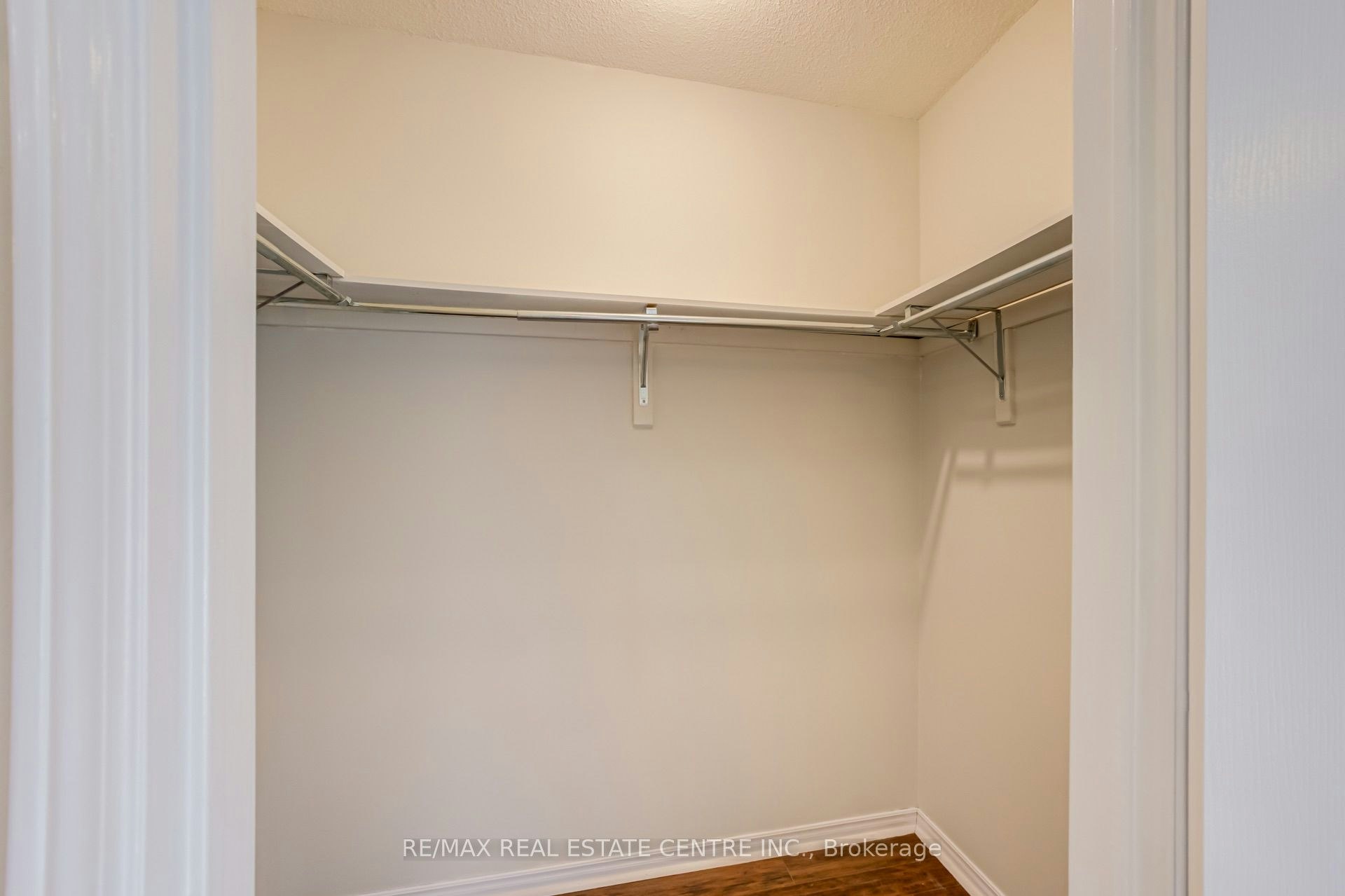 37 Woodstream Avenue, Brampton, ON, L6R 1N7 - 21
