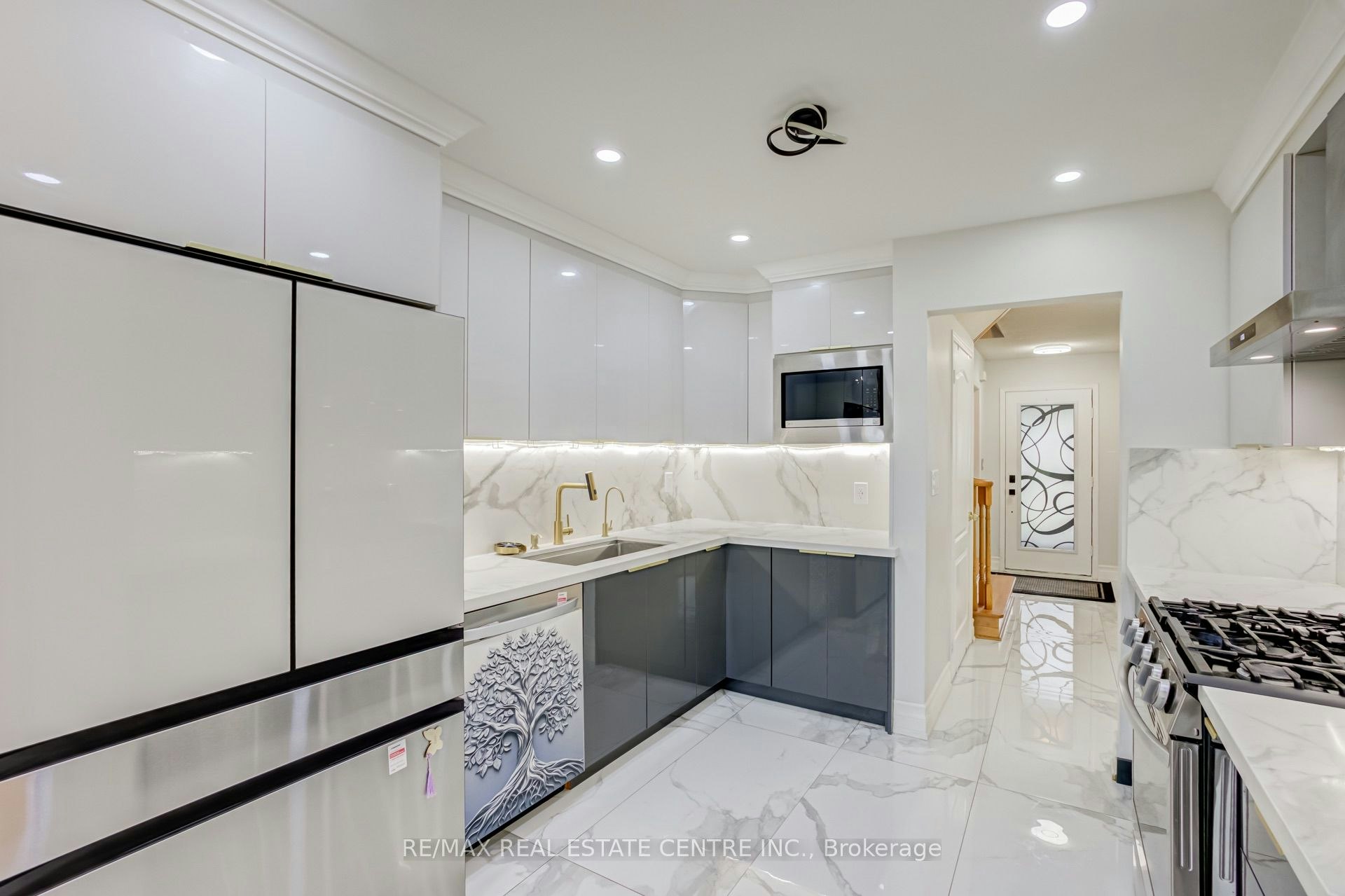 37 Woodstream Avenue, Brampton, ON, L6R 1N7 - 11