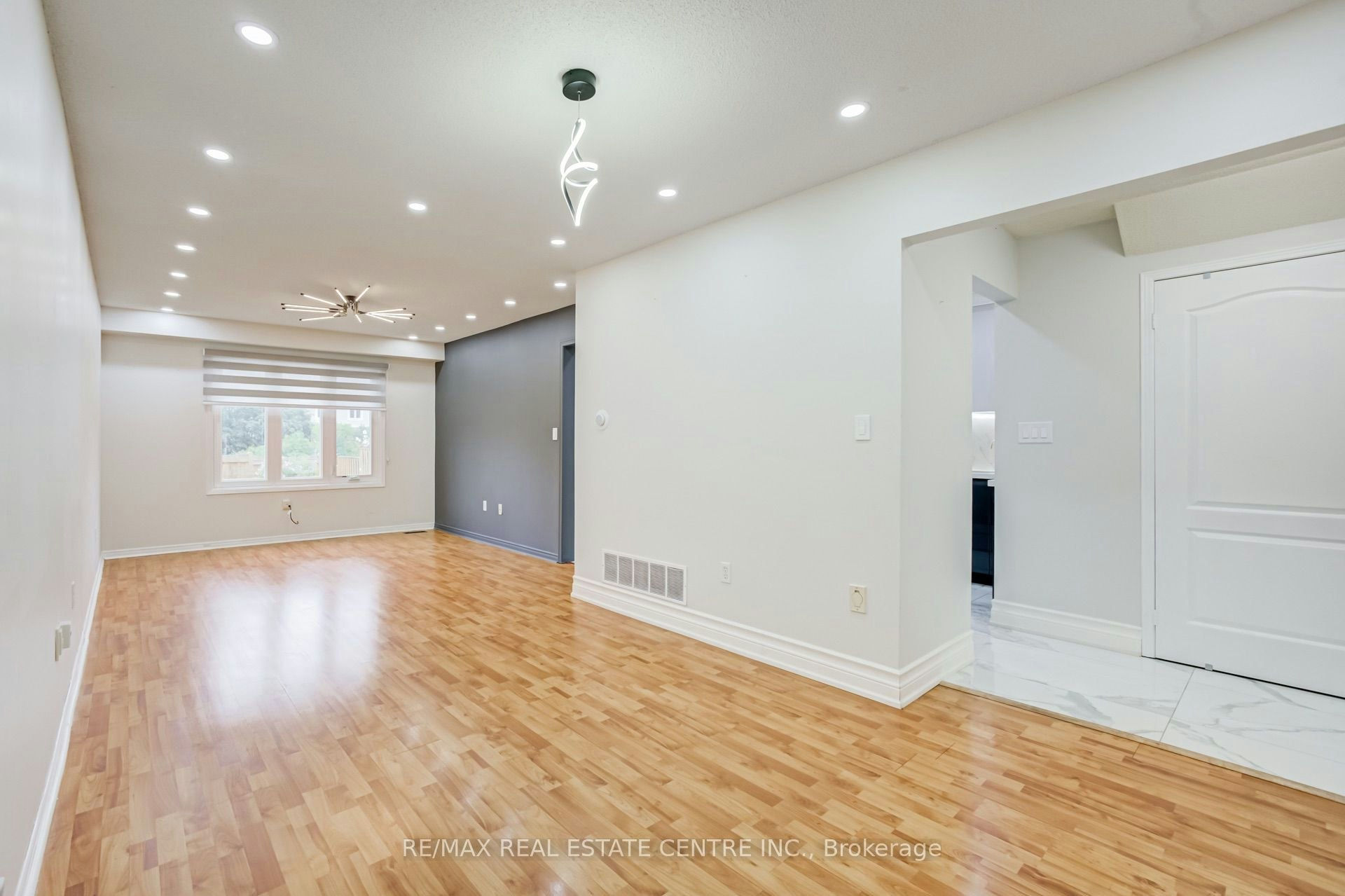 37 Woodstream Avenue, Brampton, ON, L6R 1N7 - 9
