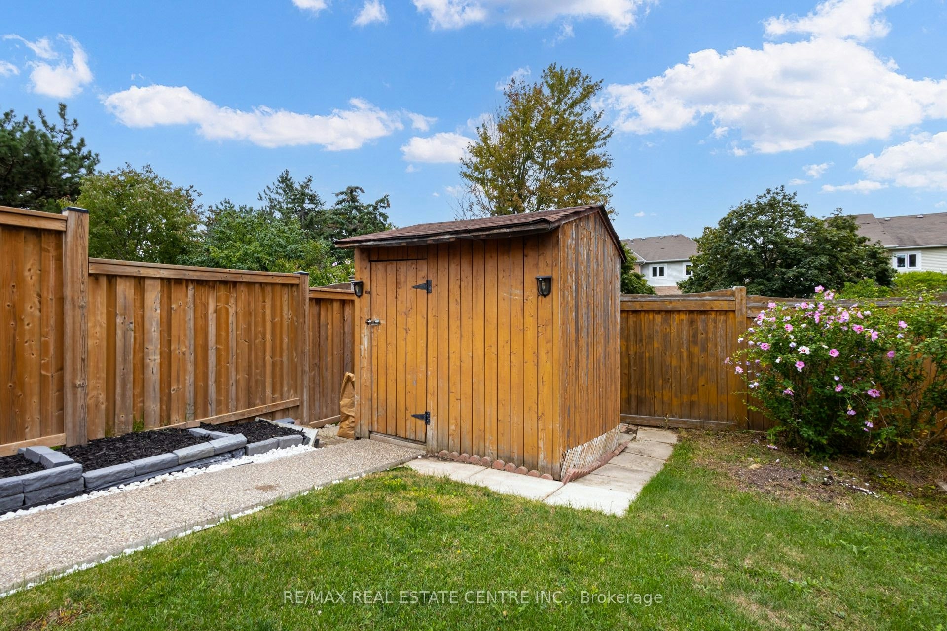 37 Woodstream Avenue, Brampton, ON, L6R 1N7 - 37