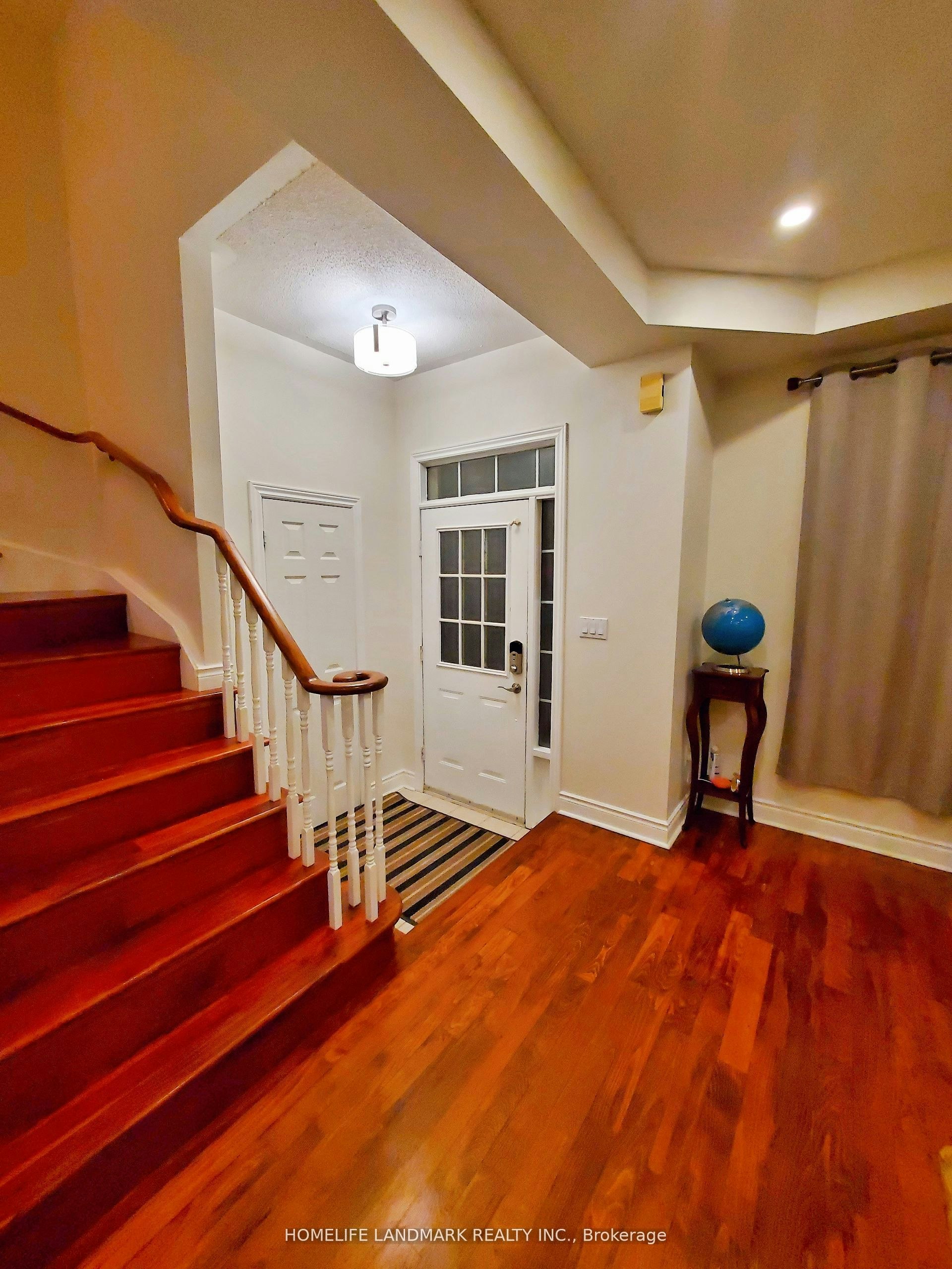 176 Glenashton Drive, Oakville, ON, L6H 6H6 - 2