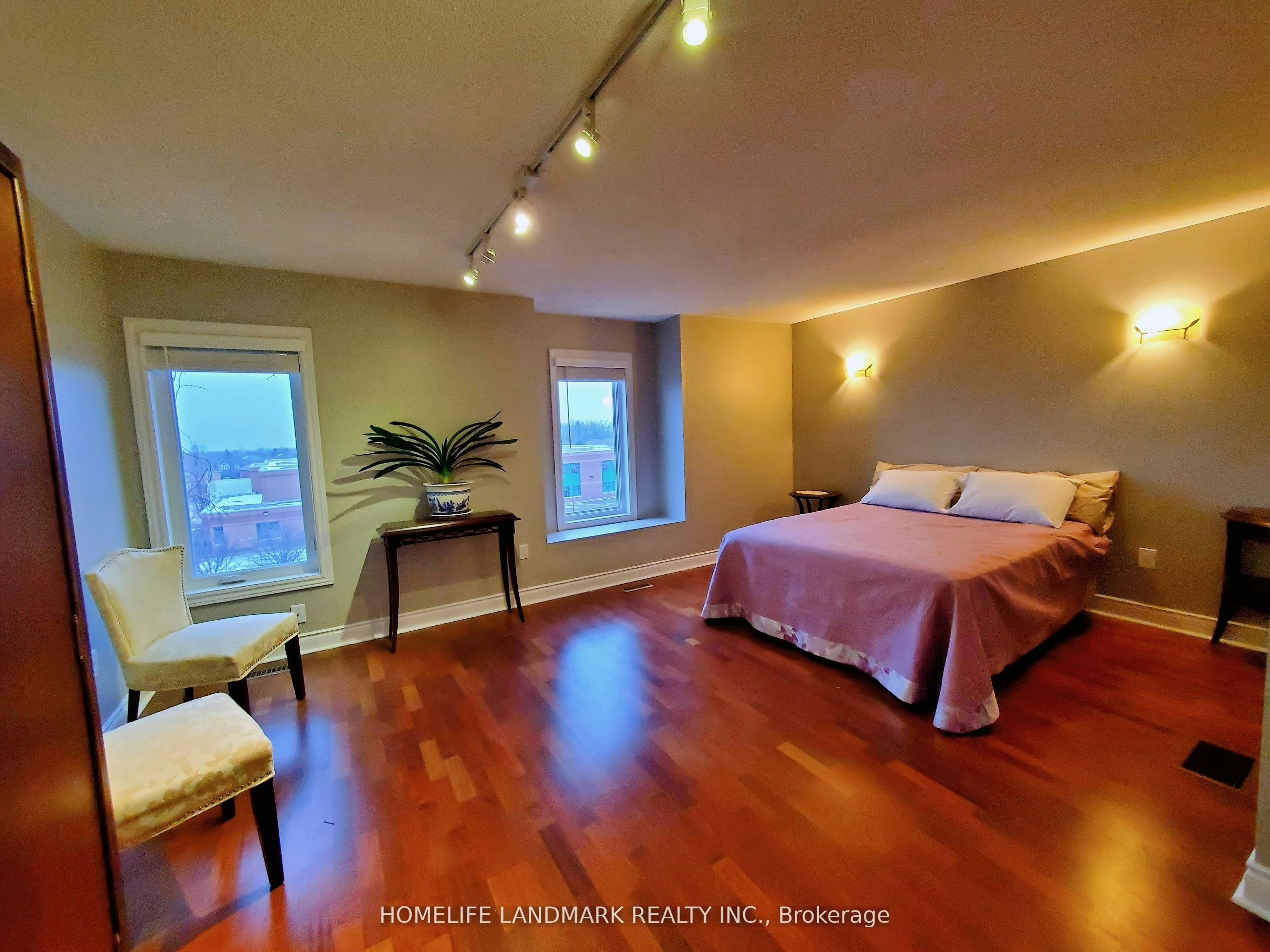 176 Glenashton Drive, Oakville, ON, L6H 6H6 - 10