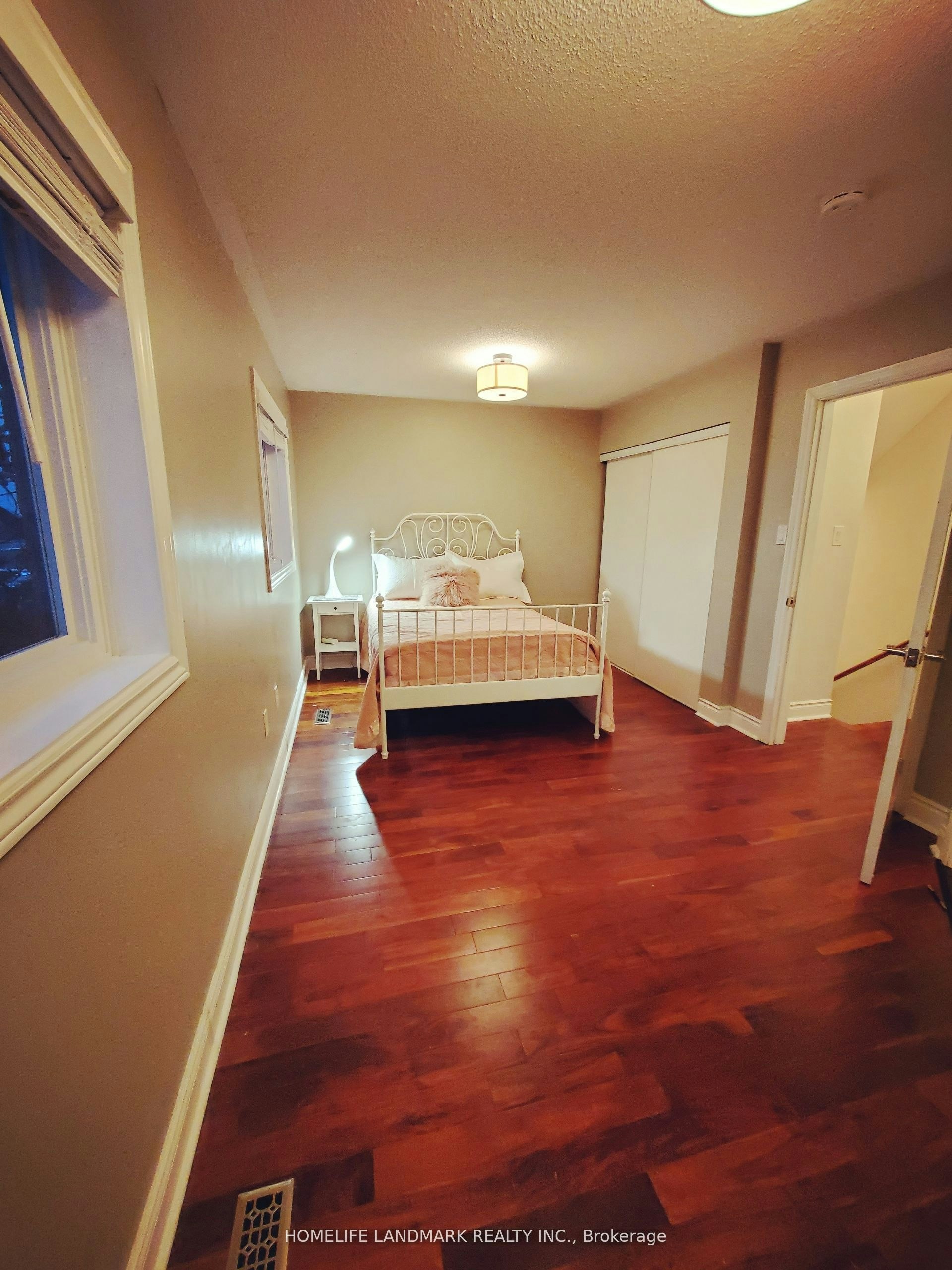 176 Glenashton Drive, Oakville, ON, L6H 6H6 - 6