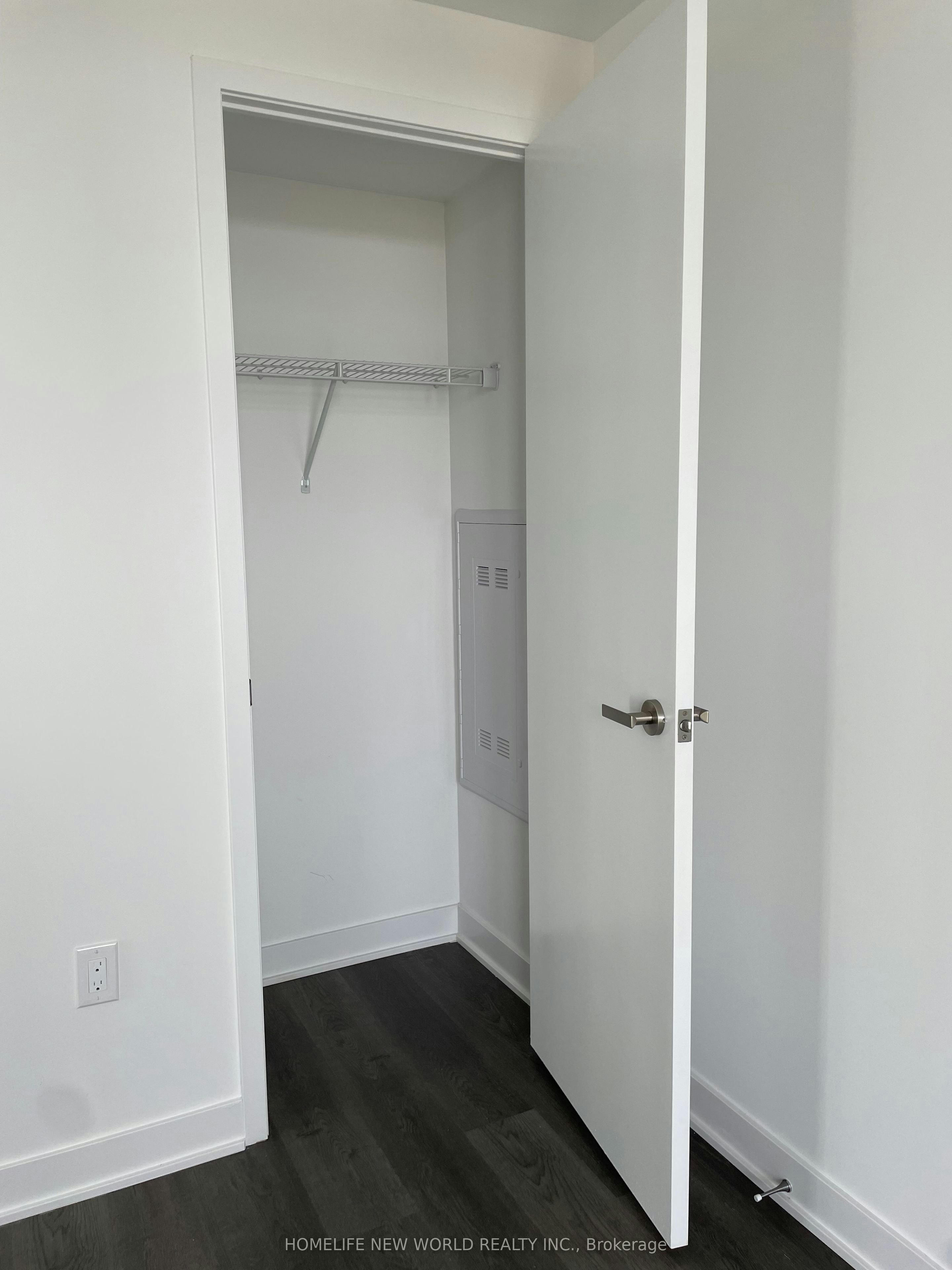 2109-3900 Confederation Parkway, Mississauga, ON, L5B 0M3 - 15