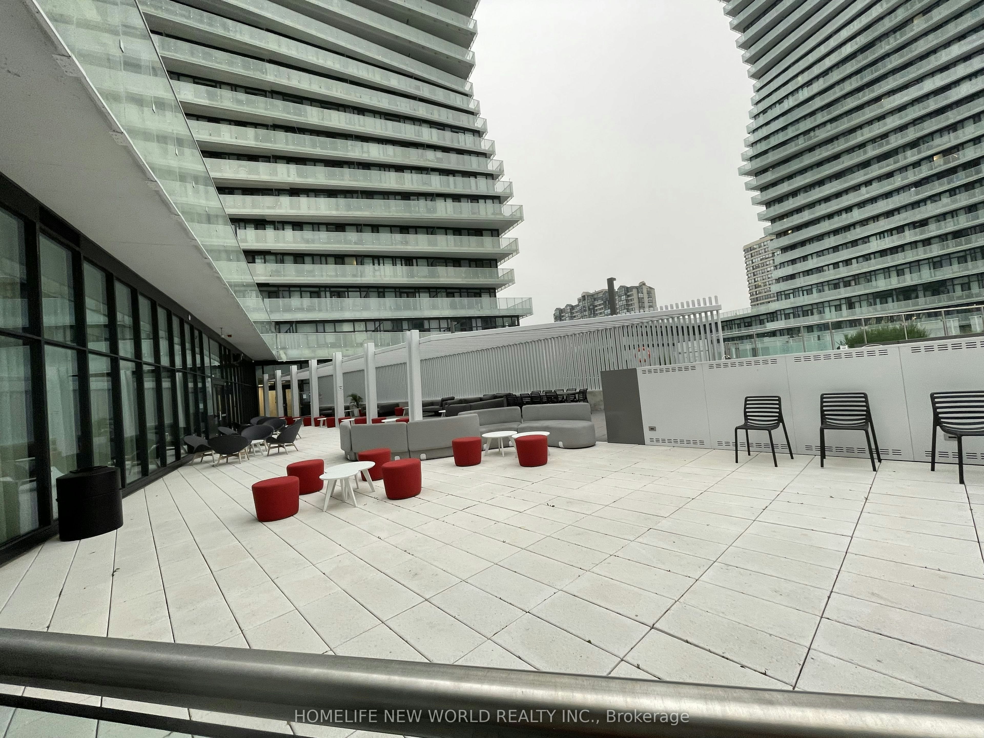 2109-3900 Confederation Parkway, Mississauga, ON, L5B 0M3 - 29