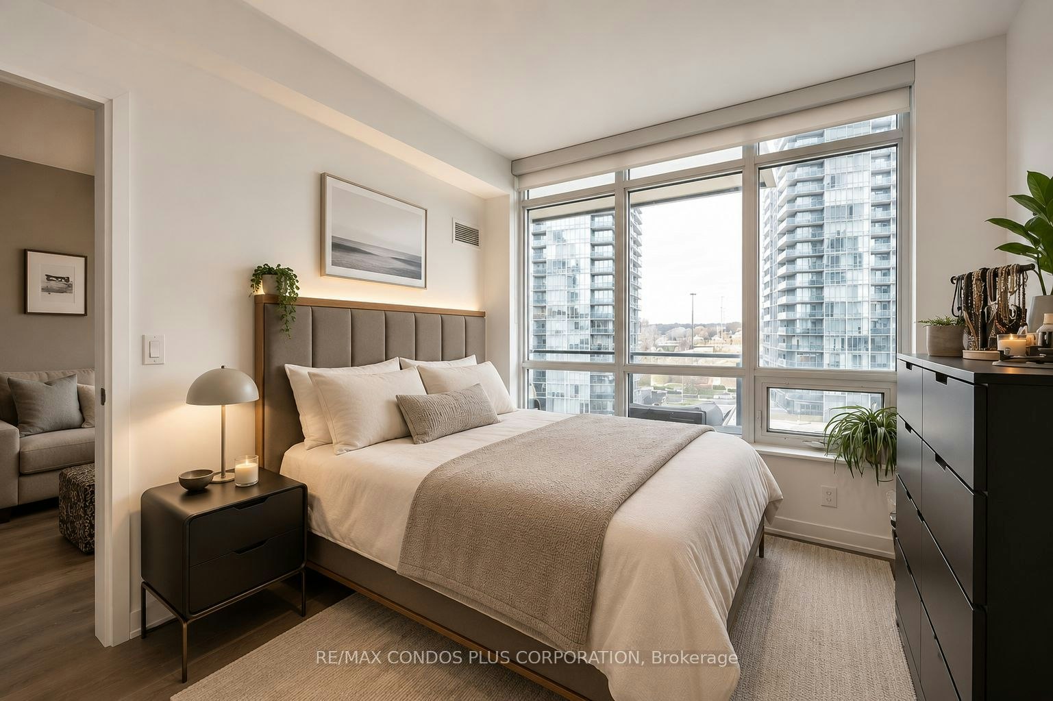 707-36 Park Lawn Road, Toronto, ON, M8V 0E5 - 4