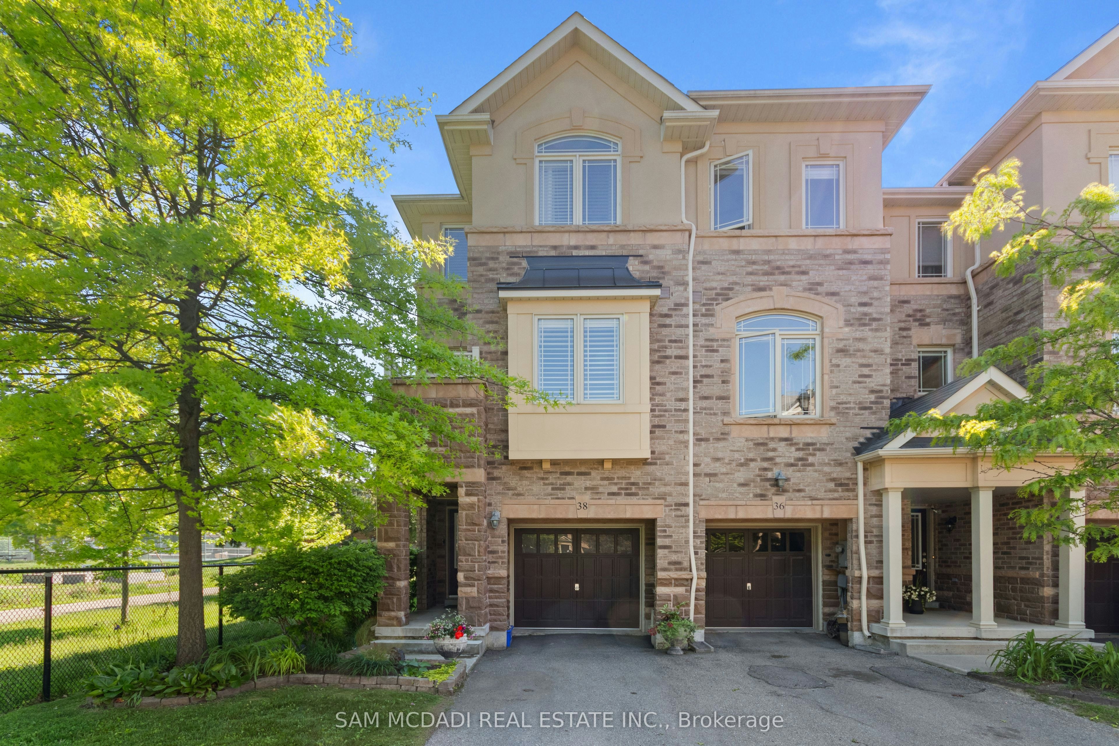 38-6625 Falconer Drive, Mississauga, ON, L5N 0C8