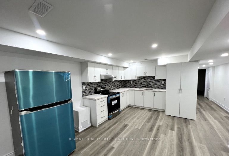 Basement Unit-20 Quinton Ridge, Brampton, ON, L6Y 6J4