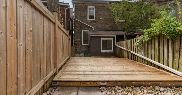 Bsmt-15 Indian Road Crescent, Toronto, ON, M6P 2E9 - 17