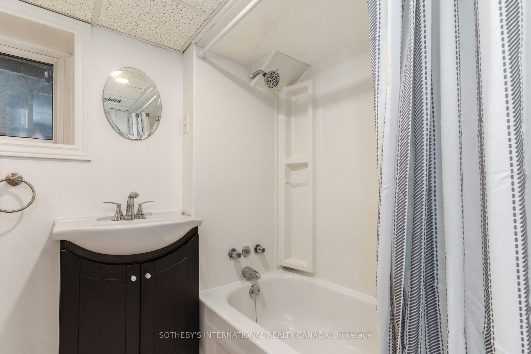 Bsmt-15 Indian Road Crescent, Toronto, ON, M6P 2E9 - 7