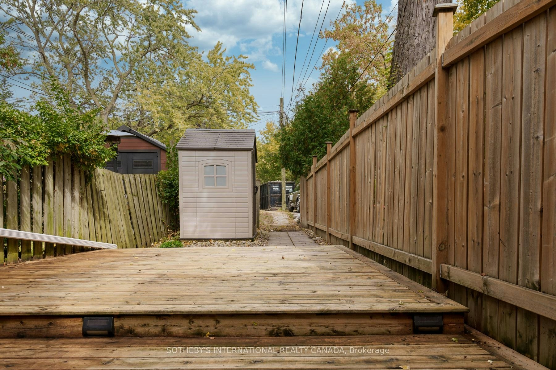 Bsmt-15 Indian Road Crescent, Toronto, ON, M6P 2E9 - 19