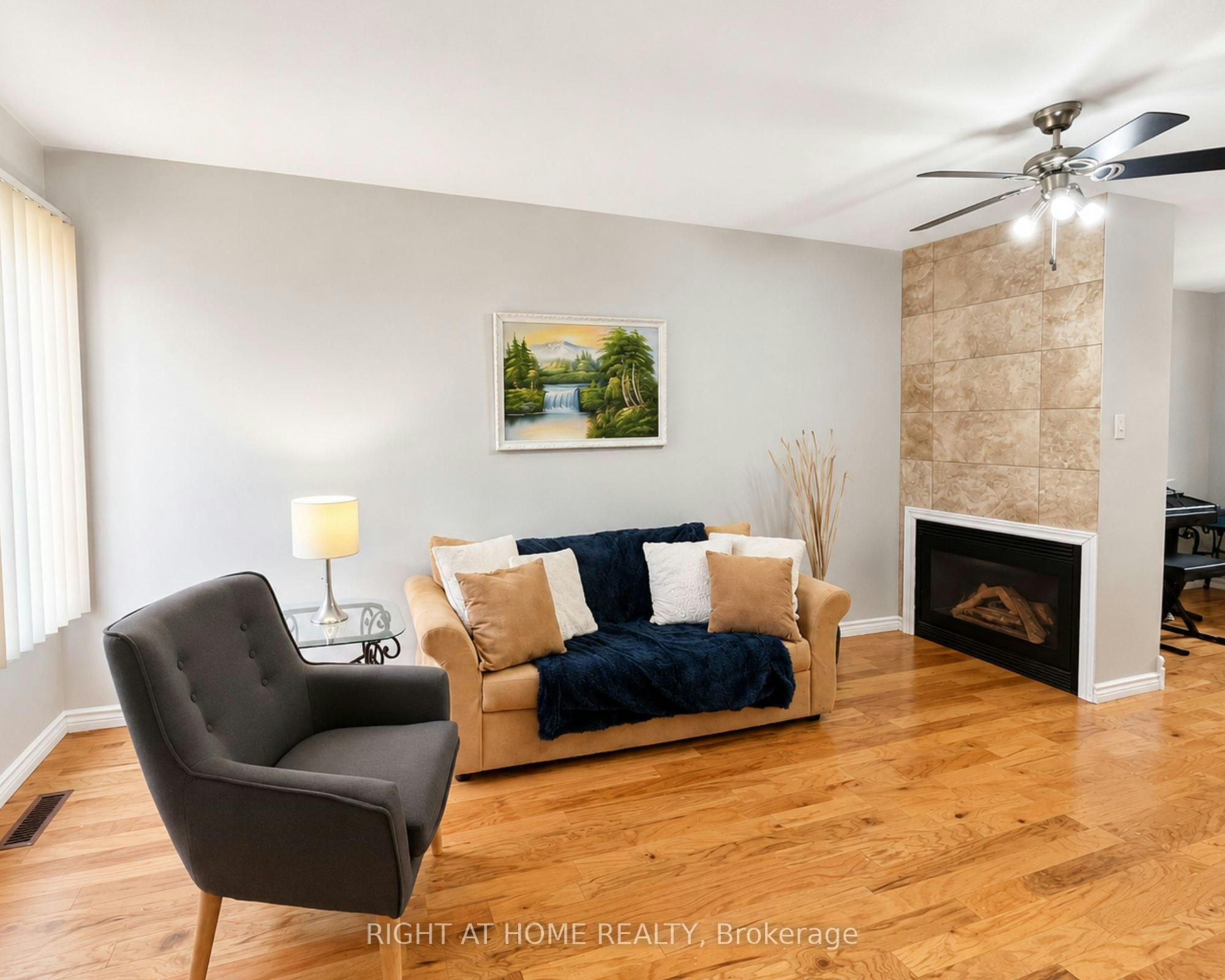 10 Banner Rd Road, Brampton, ON, L6X 4K6 - 4