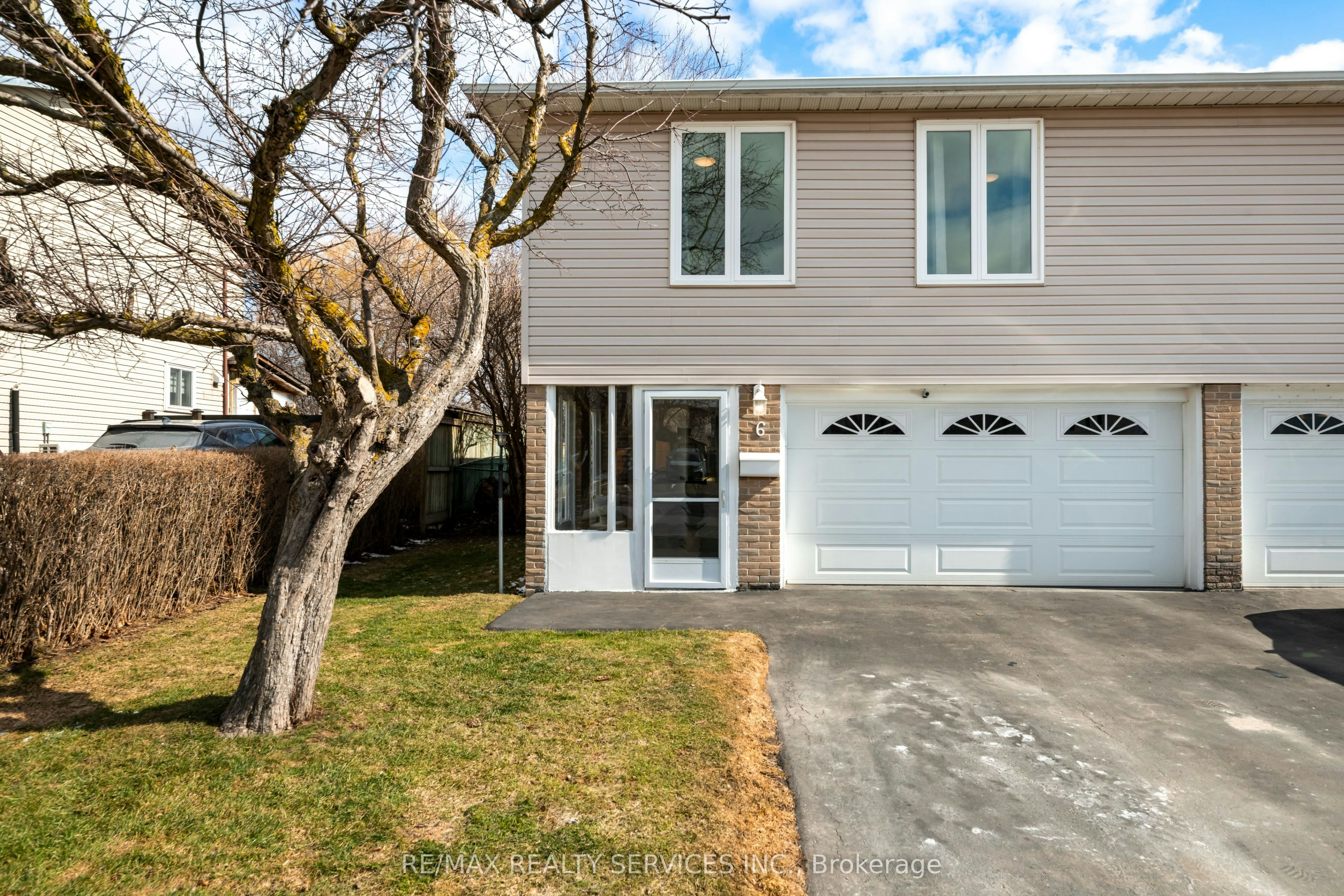 6 Glenridge Road, Brampton, ON, L6S 1N3