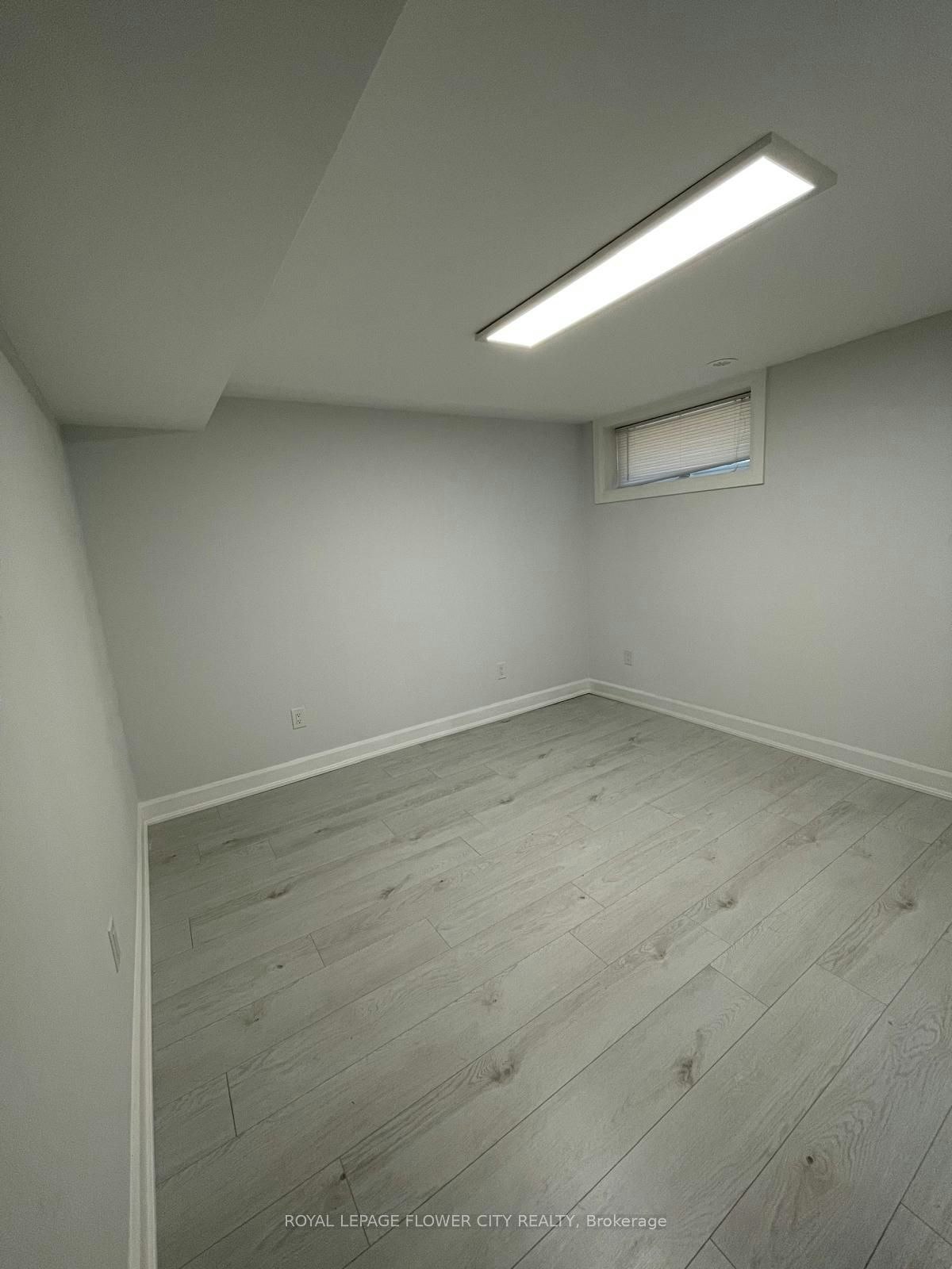 Lwr Lvl-18 Reuben Avenue N, Toronto, ON, M9M 1E5 - 10