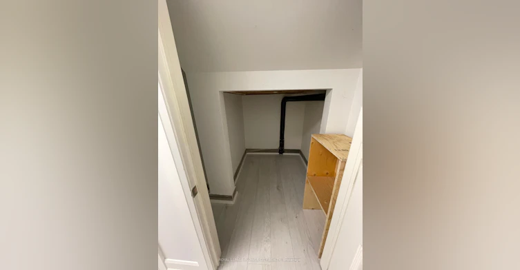 Lwr Lvl-18 Reuben Avenue N, Toronto, ON, M9M 1E5 - 8