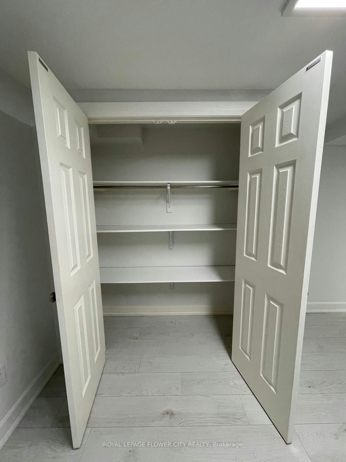 Lwr Lvl-18 Reuben Avenue N, Toronto, ON, M9M 1E5 - 9