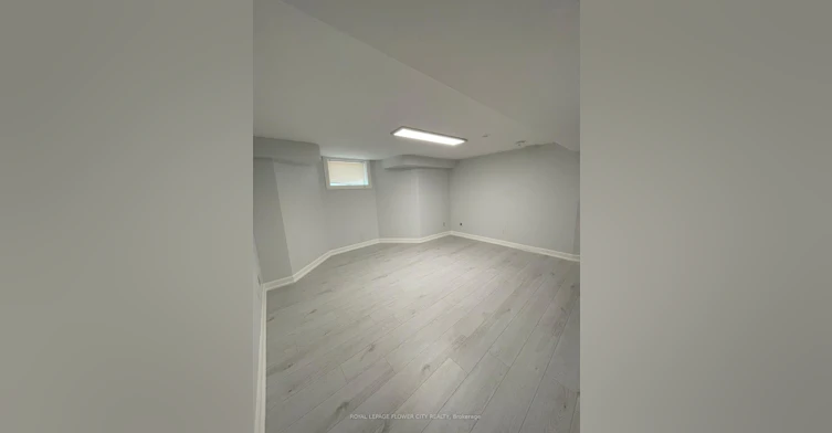 Lwr Lvl-18 Reuben Avenue N, Toronto, ON, M9M 1E5 - 5
