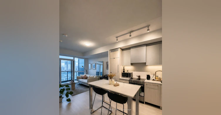 726-10 Gibbs Road, Toronto, ON, M9B 0E2