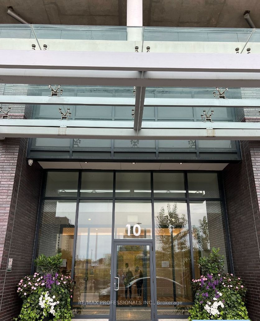 726-10 Gibbs Road, Toronto, ON, M9B 0E2 - 13