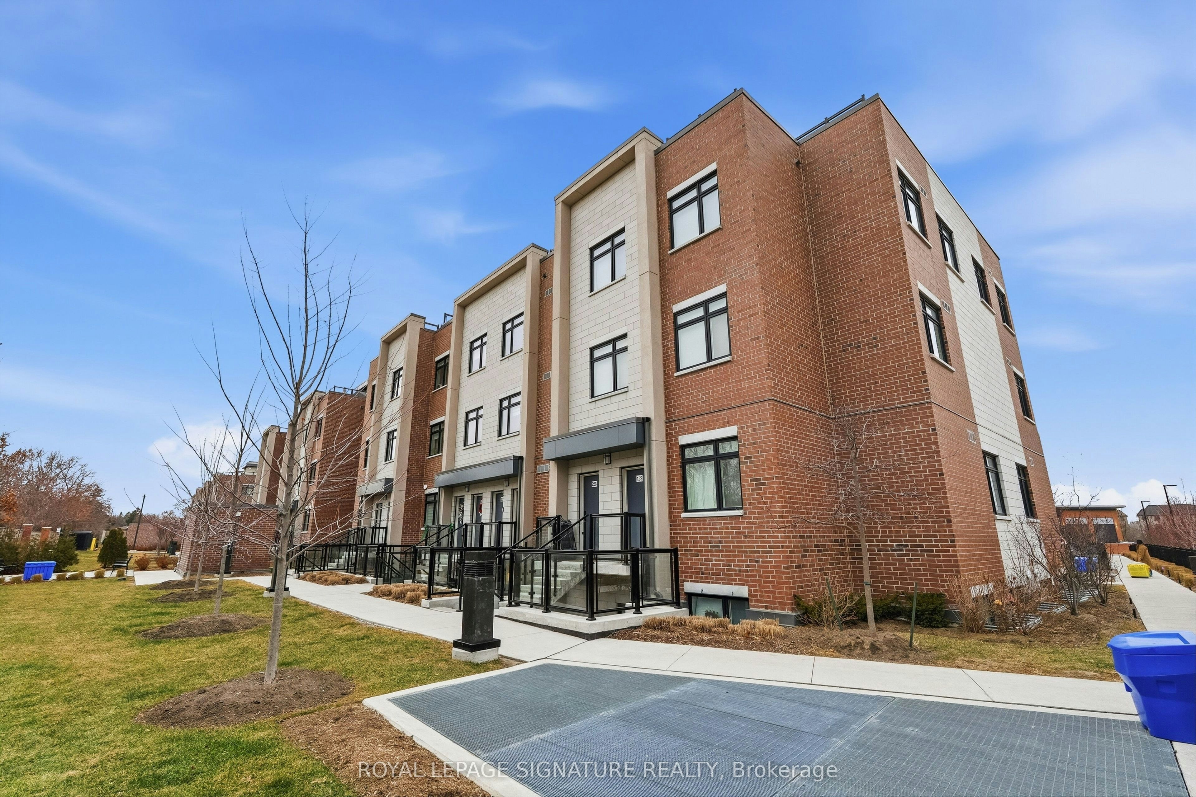 227-1062 Douglas Mccurdy Common, Mississauga, ON, L5G 0C6