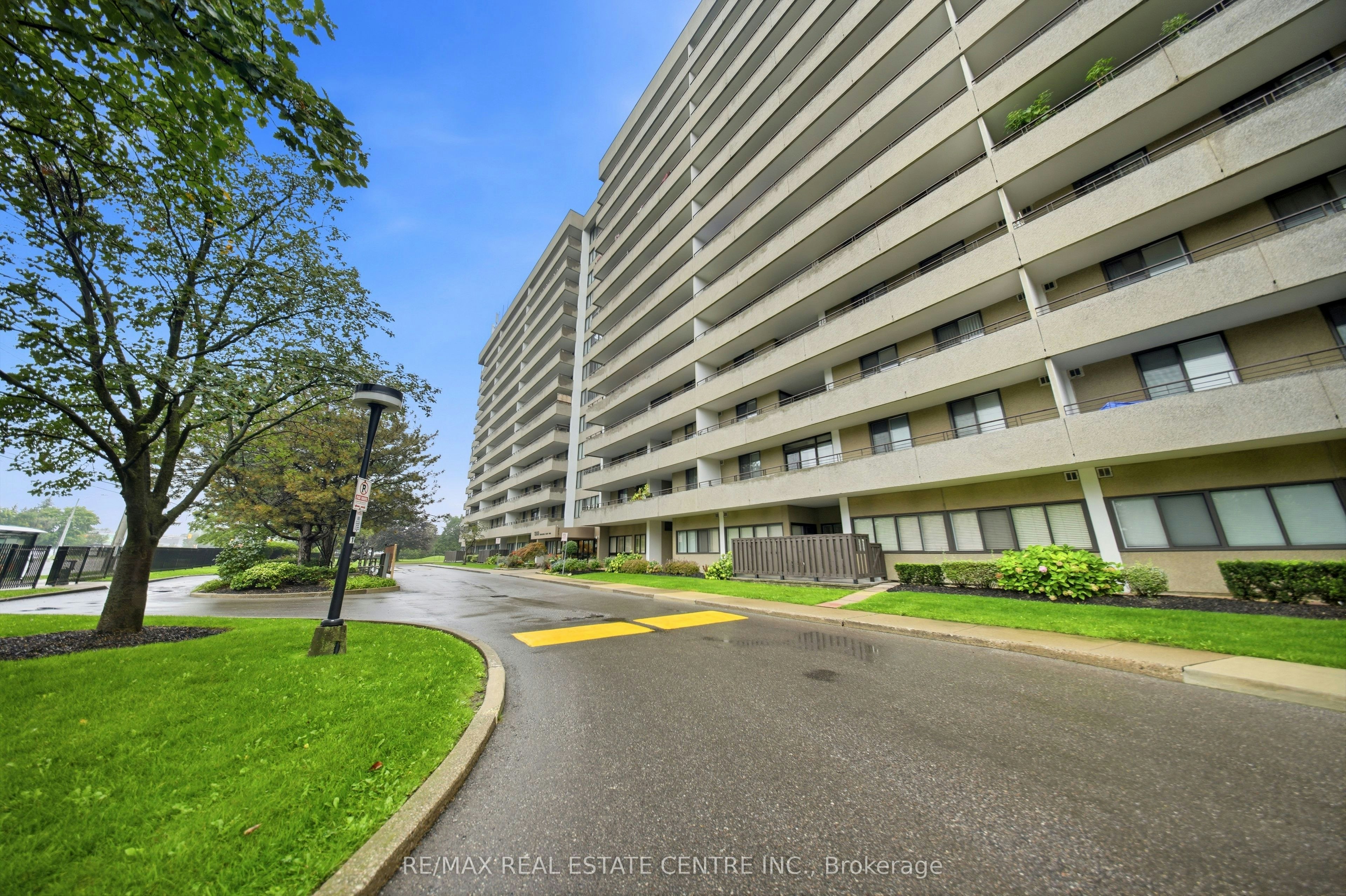 511-1300 Mississauga Valley Boulevard, Mississauga, ON, L5A 3S8